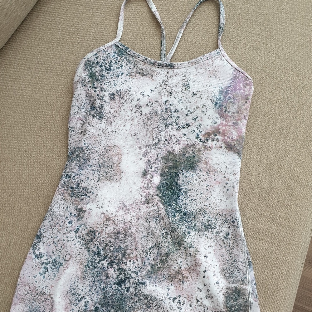 Lululemon Power Y tank